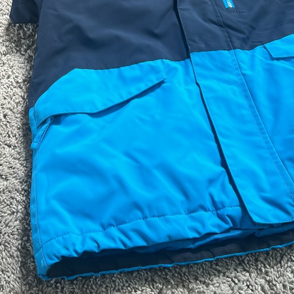Boys QUIKSILVER Dry Flight Snowboard Ski Winter Jacket 10k - Picture 7 of 8